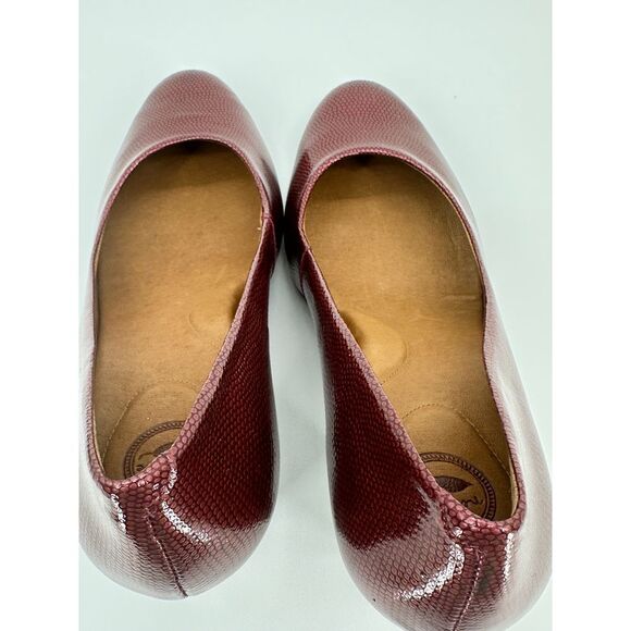 Nurture Copper Marjorie Reptile Print Pumps Heels Size 11M Burgundy Red Wine NEW - Picture 6 of 10